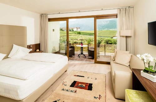 Cornaiano Hotel | Hotel Girlanerhof