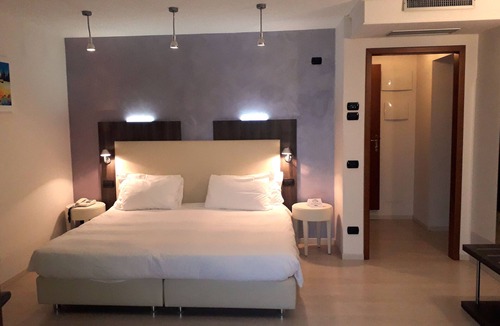 Pettenasco Hotel | Hotel L'Approdo