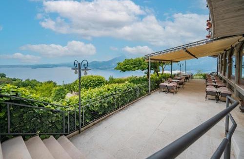 San Zeno di Montagna House | Hotel Laguna