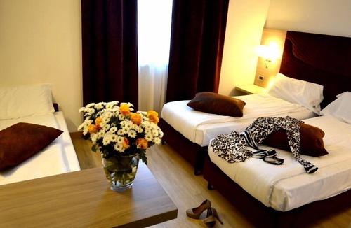 Noventa di Piave Hotel | Hotel Omnia