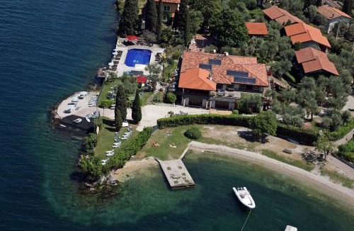 Campagnola Hotel | Hotel Sailing Center