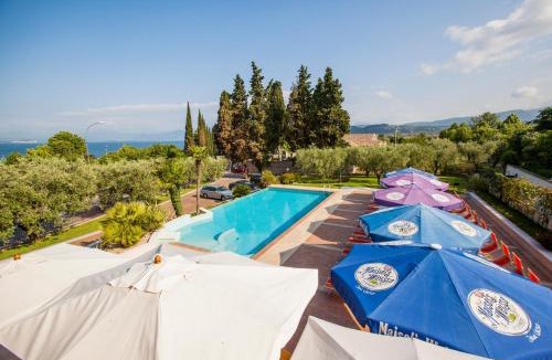 Gralaoni-Pralesi-Cisano Hotel | Hotel San Vito