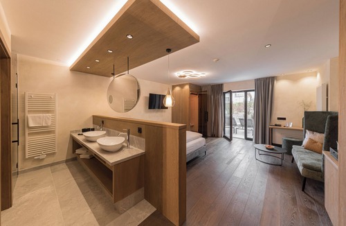 Naz Hotel | Hotel Sun