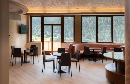 Vezza d'Oglio Hotel | Hotel Vezza Alpine Lodge & Spa