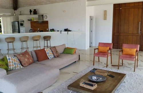 Buzios House | House in gated community. Total security and much comfort.