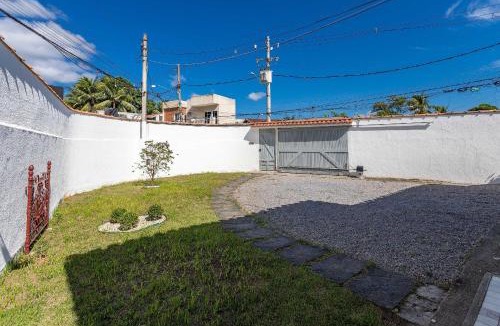 Engenho do Mato House | House near the mountain and the sea.