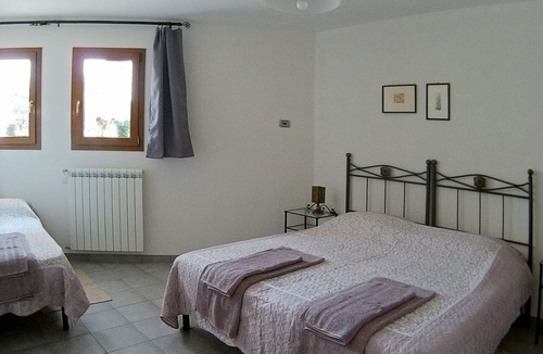 Treviso House | House on the lake - THE OLD QUARRY