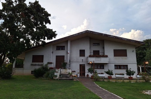 Noale Apartment | House with big garden
