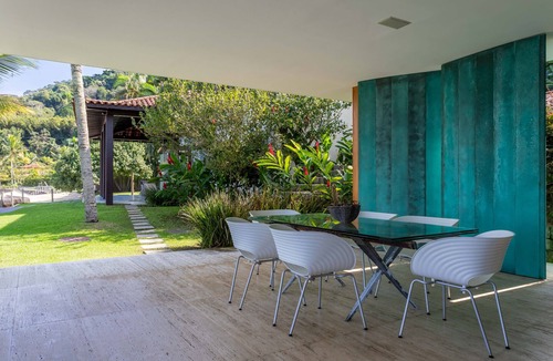 Mangaratiba Ski Chalet | House with private beach in Porto Bello Mangaratiba