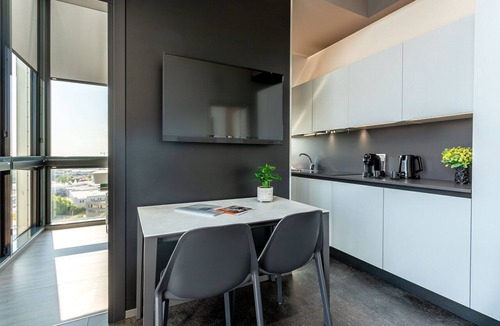 Mestre Apartment | Htm Tower - 702 - 703 Comfort Studio by Halldis