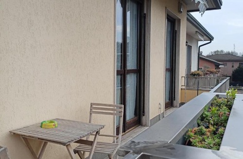 Fizzonasco Apartment | HUMANITHAS, Appartamento in Villa