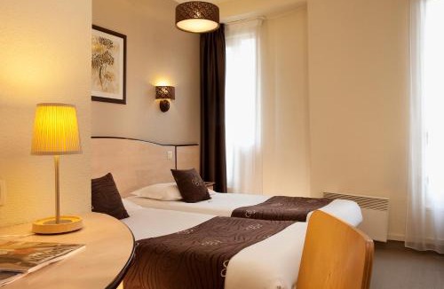 Clichy Hotel | ibis Clichy Centre Mairie
