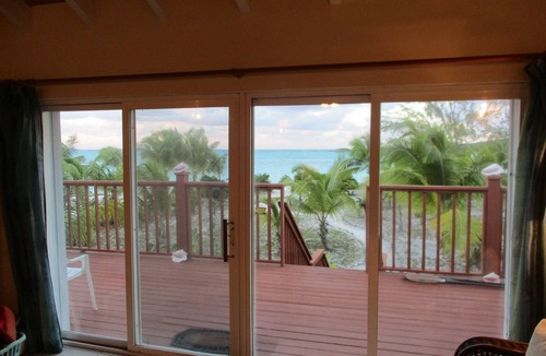 Great Exuma Apartment | IDEAL BEACHFRONT APARTMENT at HOOPERS BAY, Spacious 3 Bed/3 Bath for 6+