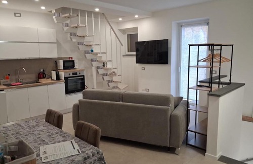 Lurago d'Erba Apartment | Il Borgo