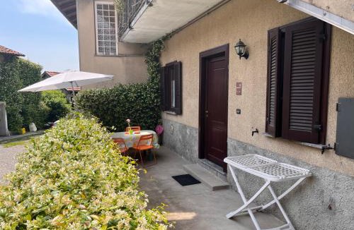 Como Bed & Breakfast | Il Cortile Como Single & Double Room in apartment NO HOTEL