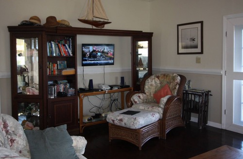 Rainbow Bay Cottage | Indigo Seas- Panoramic Ocean View, Secluded Cottage