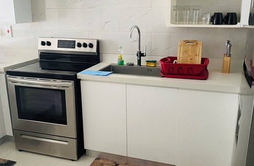Eden Gardens Apartment | Island vibes Oasis with a beautiful Pool