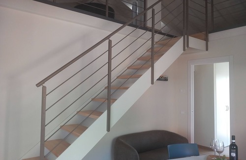 Albisano Apartment | Casa Maria, Nuovo Appartamento con Vista Lago