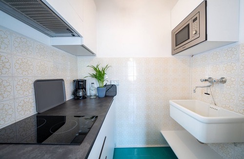 Seestrasse Apartment | 700B Apartments Am See