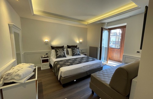Transacqua Hotel | Hotel Isolabella Wellness