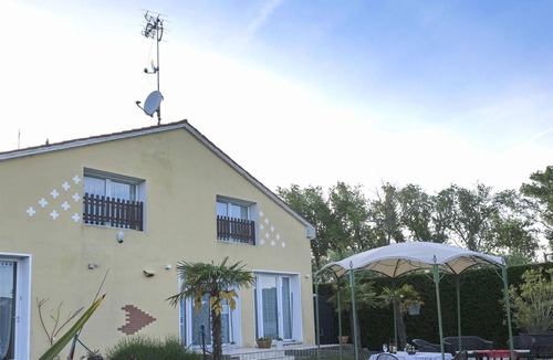 Codevigo Villa | Modern Villa with Sauna in Santa Margherita