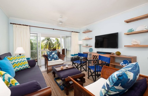 Epworth Condo | Jamaica Time - Driftwood - SeaPalms - 3BR/3BA Condo Ocho Rios - Beach Front/Pool