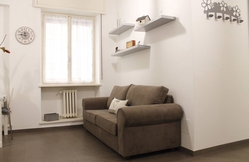 Verona City Centre Apartment | King Lear - White Rose - Apartment for 2 to 5 people at 100mt from the Arena
