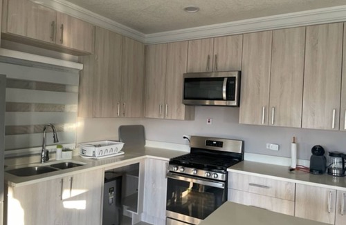 St. Ann's Bay Villa | KING SIZE Villa with Pool and beach
