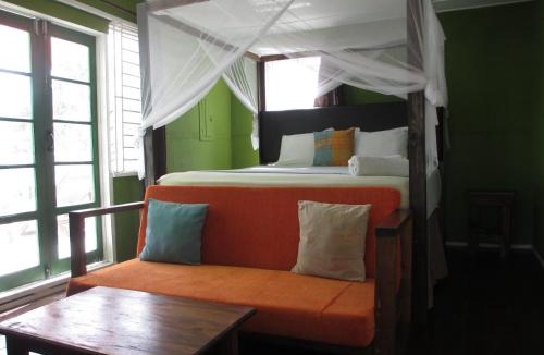 Jack's Hill Bed & Breakfast | Kingsworth Bed and Breakfast