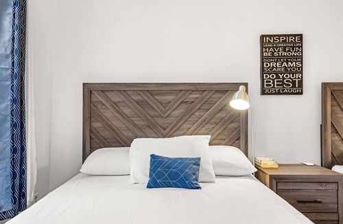 Crown Heights Hostel | KLO Guest House