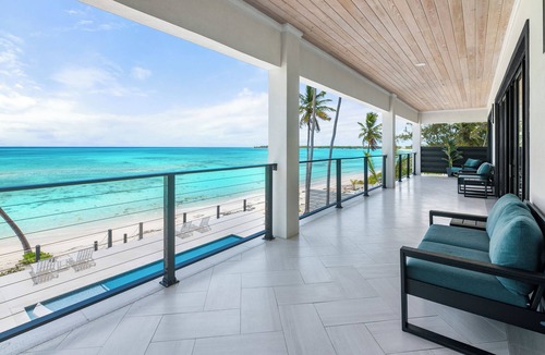 Tar Bay House | KPOW on the Beach - Brand New 5 bedroom Luxury Beachfront House!