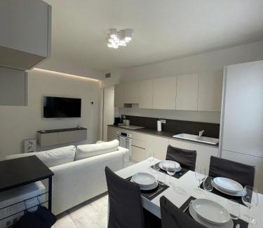 Sassuolo Apartment | L'Aldina - intero appartamento 2 camere ristrutturato Top a 2 passi dal centro