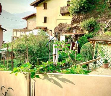 Pisogne House | La Casa sulla Roccia