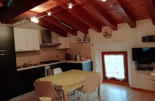 Mazzurega Apartment | La casetta di Chiara