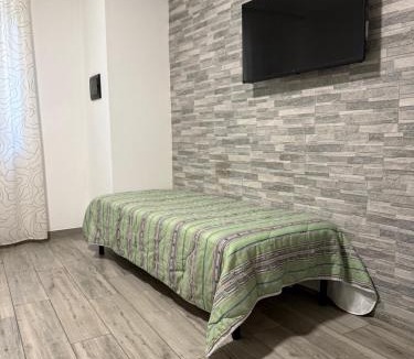 Uboldo Apartment | La Maison di Vicolo Torre