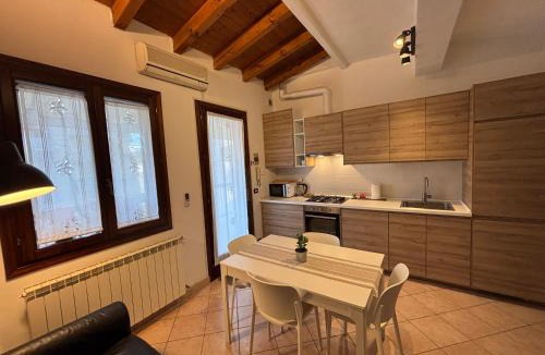 Chioggia Apartment | La Mansardina