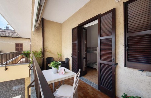 Olginate Apartment | La Terrazza Di Basilio - Vista Lago
