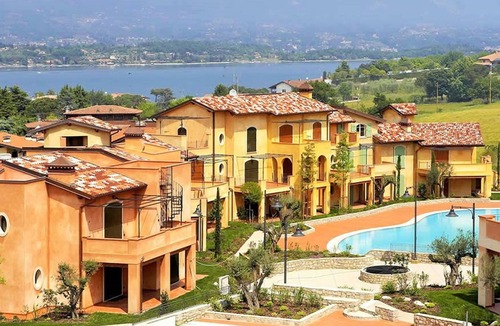 Solarolo Apartment | Lake Garda 10, Borgo Torchio