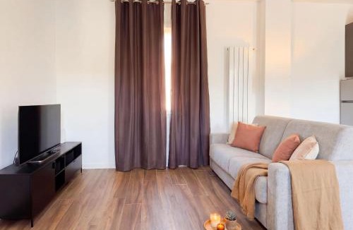Paratico Apartment | Lake & Light Apartments - 10 minutes walk from Lake Iseo