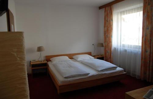 Silandro Hotel | Landhotel Anna