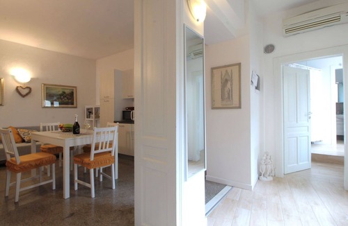 Valdobbiadene Apartment | Landlord La Pieve Apartment, Valdobbiadene