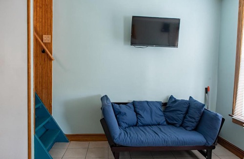East New York Apartment | Large 3BR Apartment in Brooklyn with Balcony