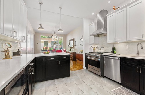 Upper East Side House | Large Duplex in private townhouse with movie screen!