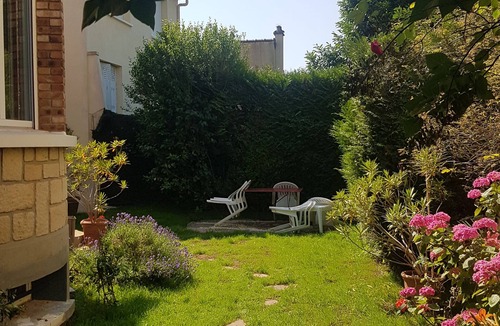 Cachan House | Large family home with garden, 20 minutes from Paris by RER