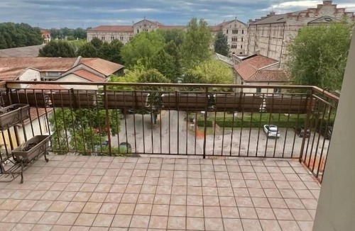 Verona City Centre Apartment | Large modern house in the Old Town