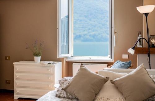 Oria Apartment | Lavanda Lake View Studio
