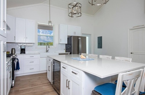 Governor's Harbour House | Lavender House· Luxury Home on Pink Sand Beach