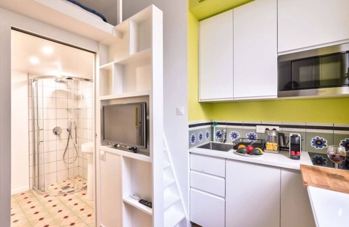 Quartier de Rochechouart Apartment | Lavie Maison Parisian Studio