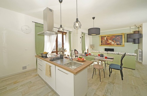 Roe Volciano Apartment | Le Fontane Lux - Three Bedroom Apartment, Sleeps 6