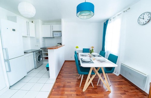 Serris Apartment | Le Merveilleux-T2-47m2-Face Val d'Europe-Disney